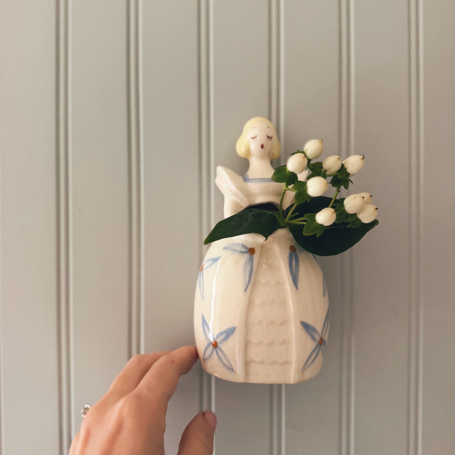 Block Pottery Pocket Vase