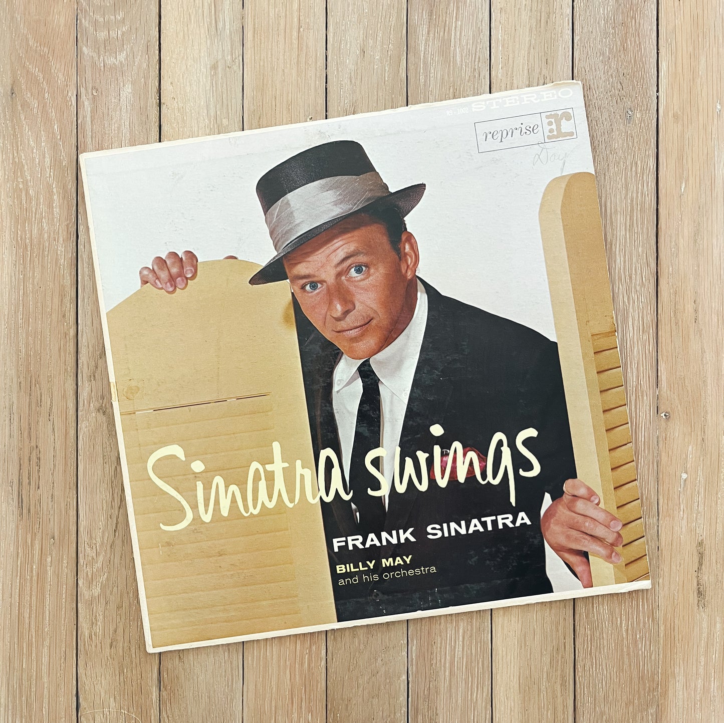 Sinatra Swings