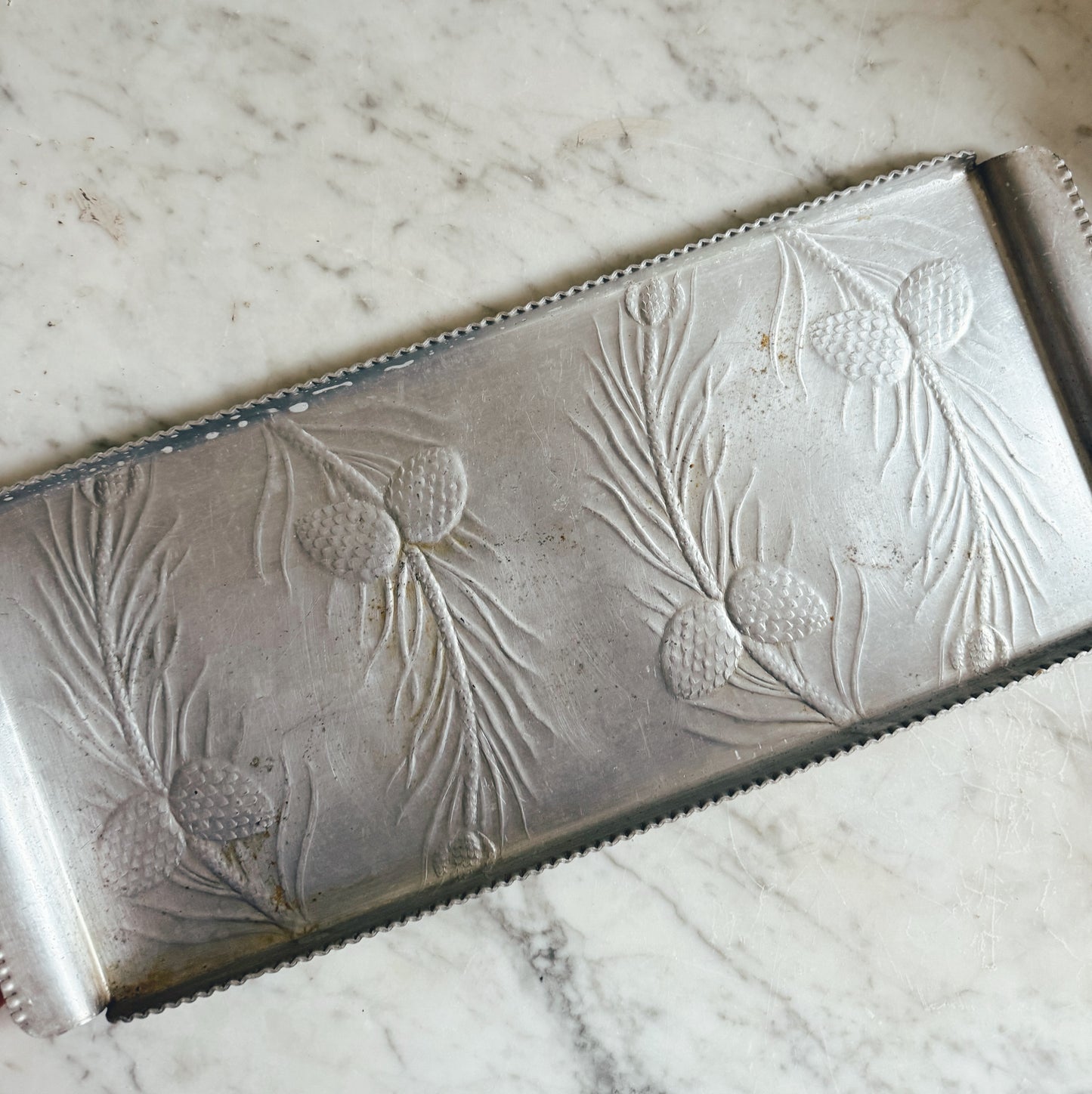 Aluminum Pine Cone Tray