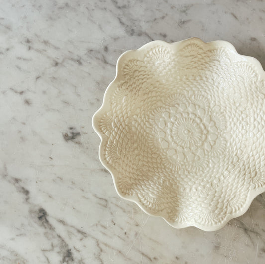 Sweet Ruffle Bowl